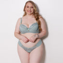 Conjunto Plus Size com Bojo e Renda