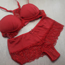Conjunto Com Bojo Em Microfibra e Renda