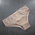 Calça Microfibra e Detalhe Renda