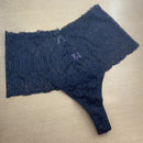 Calça Fio Rendada Plus Size