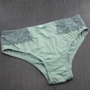 Calça Microfibra e Detalhe Renda