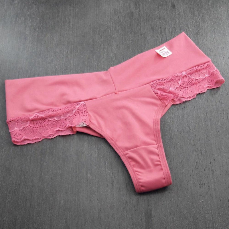 Tanga Fio Duplo Detalhe em Renda